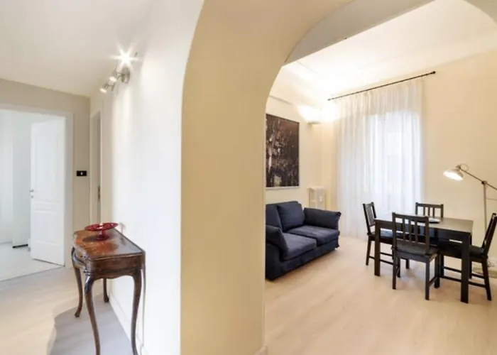Sunny Flat In Elegant Building Close To Colosseum
